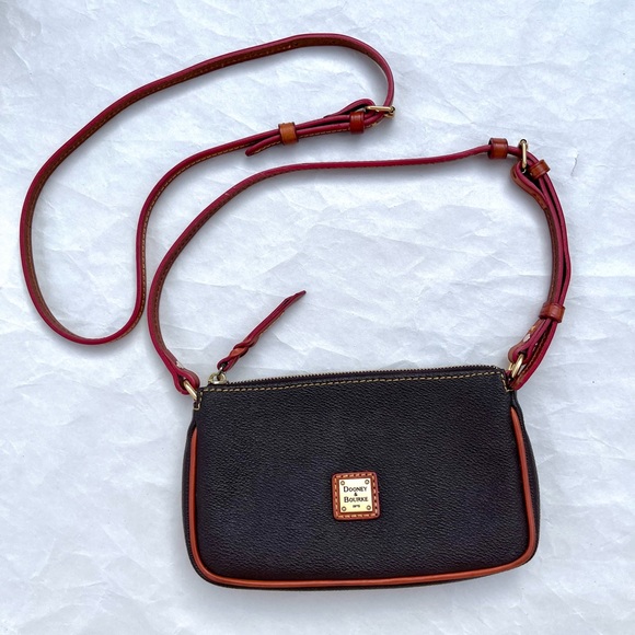 Dooney & Bourke Handbags - Dooney & Bourke Kirby Lexi Crossbody bag